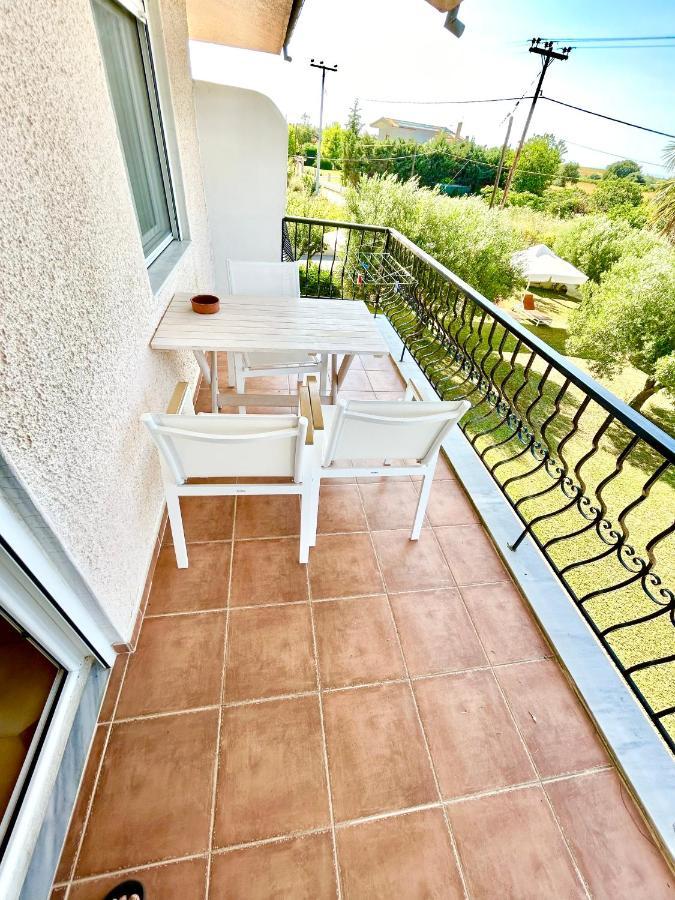 Afitos Villa Kristy Екстериор снимка
